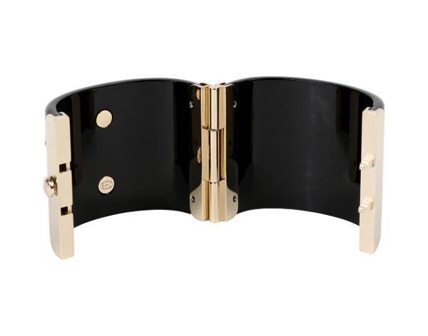 샤넬 스타 CC 커프 브레이슬릿 블랙