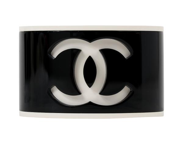 샤넬 CC 레진 커프 블랙 화이트