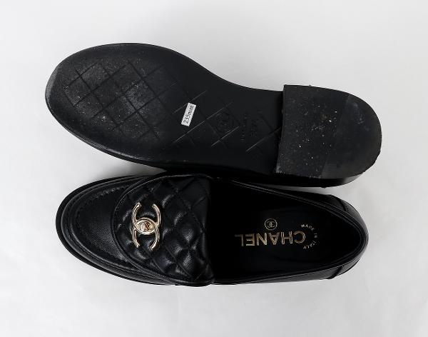 샤넬 CC 턴락 퀼티드 로퍼 블랙 36 1/2C