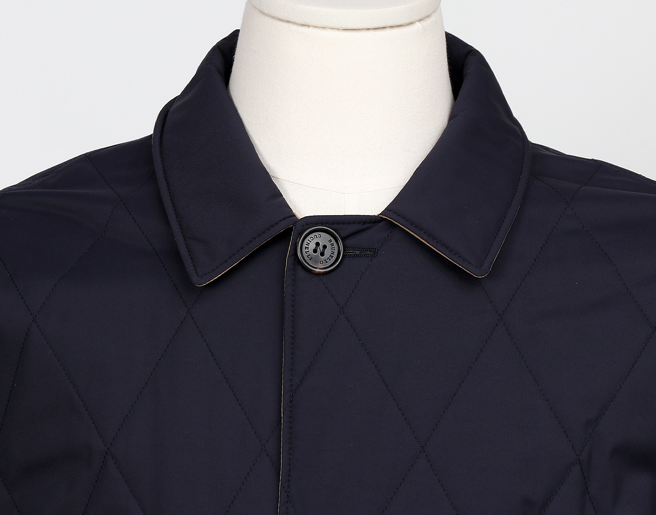 브루넬로 쿠치넬리 리버시블 코트 네이비 베이지 M