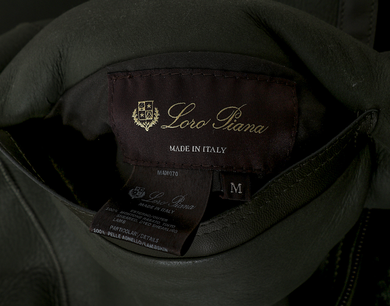 로로피아나 리버시블 시어링 무스탕 재킷 카키 M