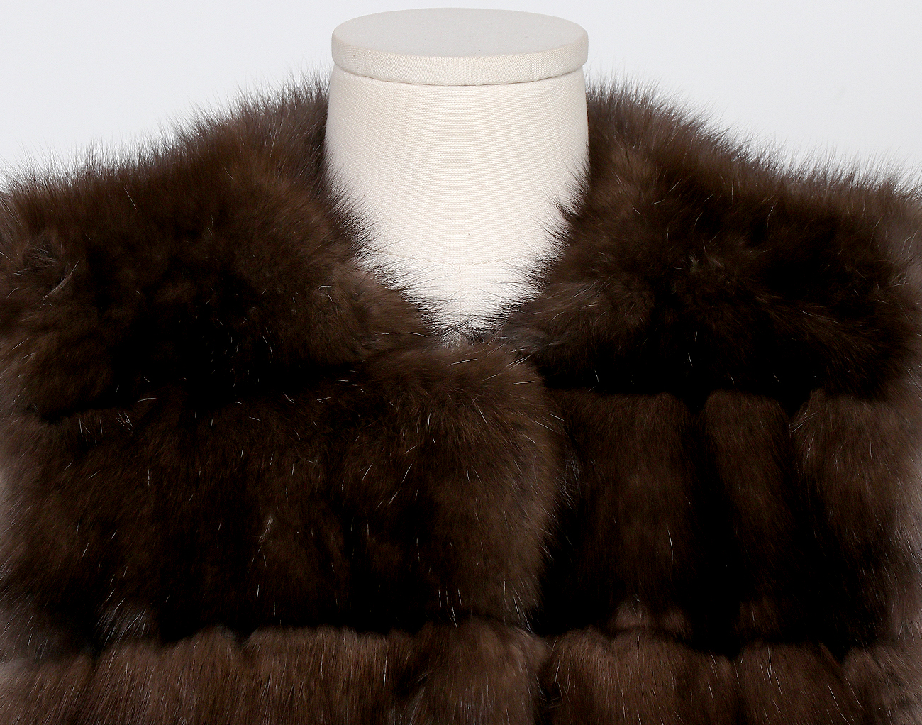 넬로산티 소볼 러시안 세이블 베스트 초코 브라운