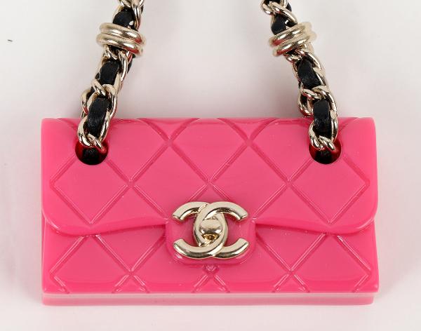 샤넬 클래식백 키링 핑크 샴페인골드