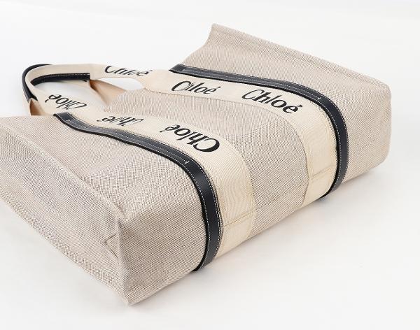 끌로에 우디 라지 토트백 화이트 블랙