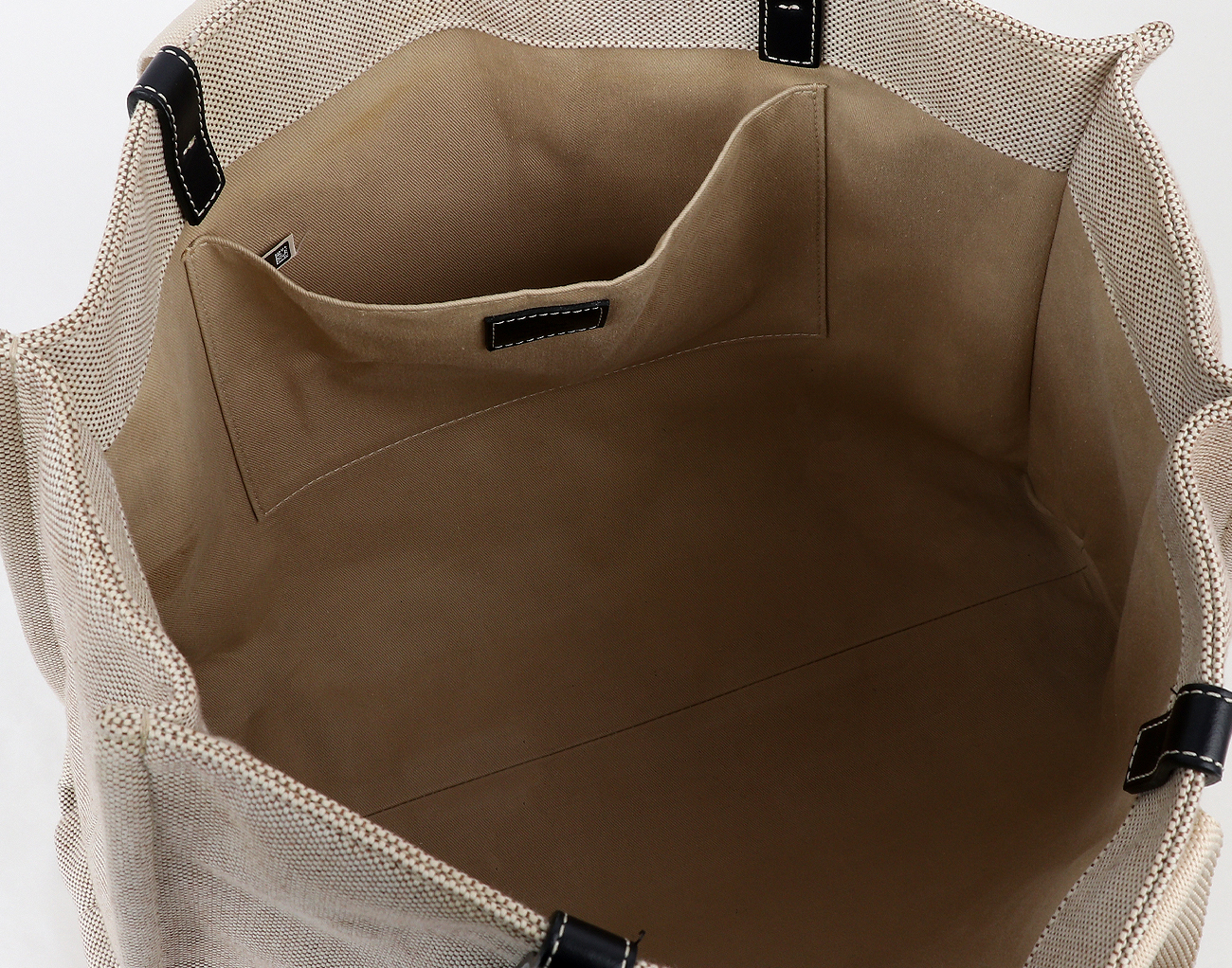 끌로에 우디 라지 토트백 화이트 블랙