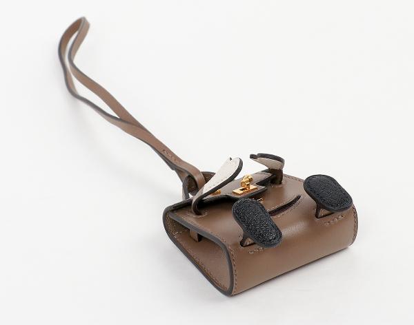 에르메스 켈리돌 백참 에토프 루즈 셀리에 나타 블랙 금장