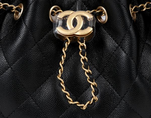 샤넬 25백 미니 블랙 금장 캐비어