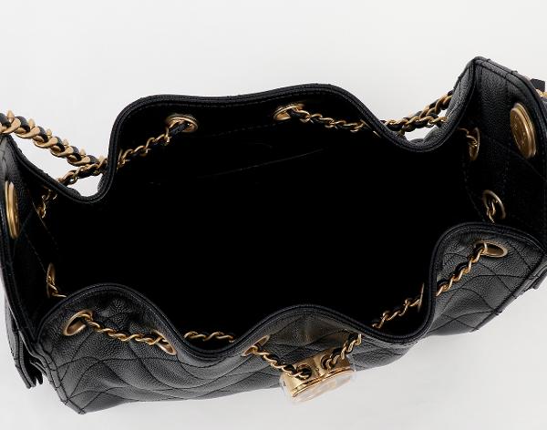 샤넬 25백 미니 블랙 금장 캐비어