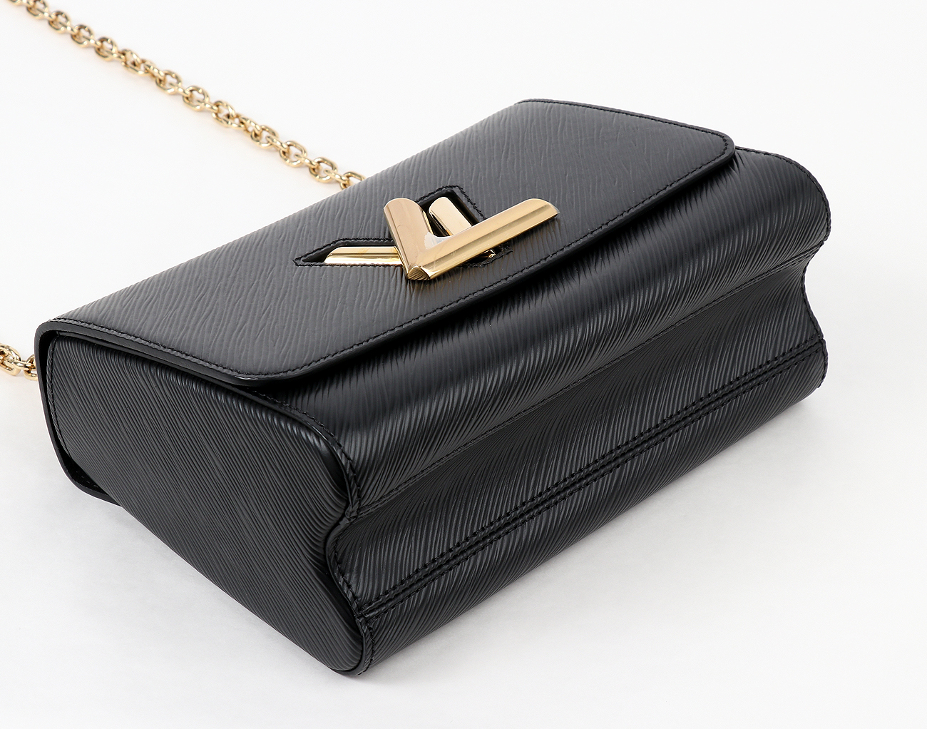 루이비통 트위스트 MM 블랙 금장