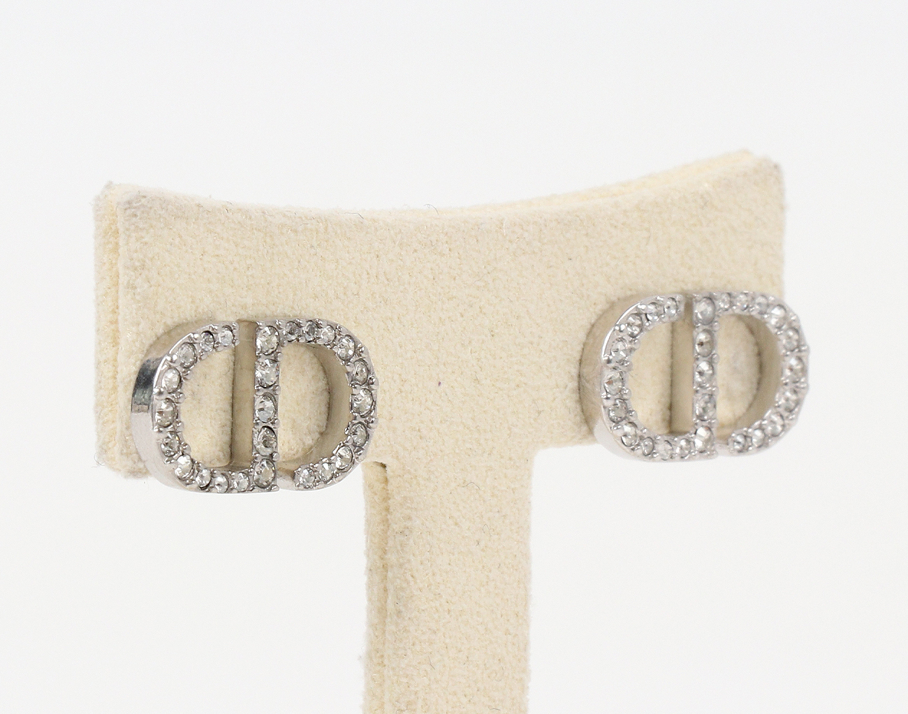 디올 쁘띠 CD 스터드 이어링 실버