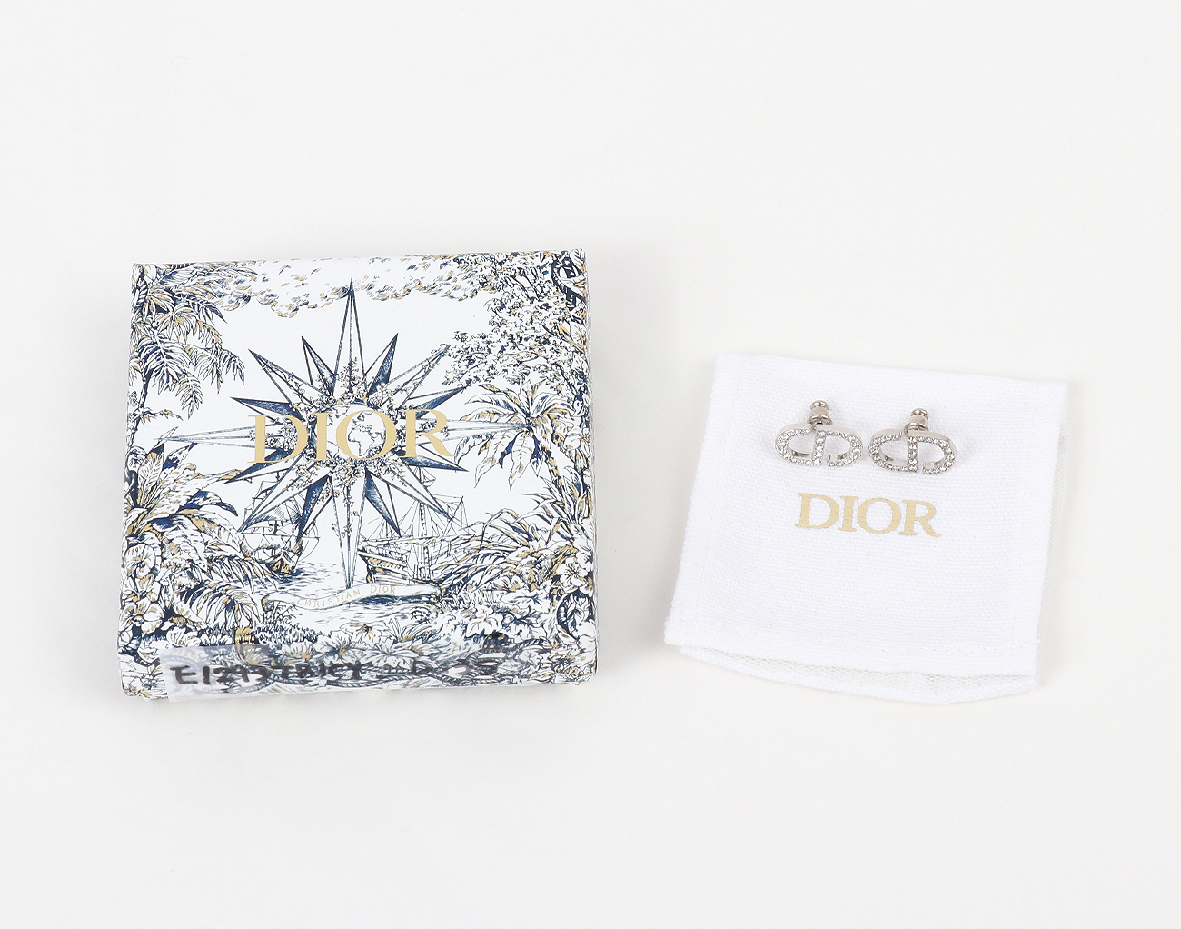 디올 쁘띠 CD 스터드 이어링 실버