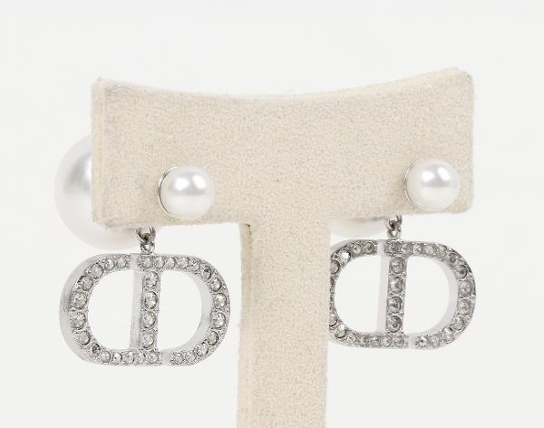 디올 트라이벌 이어링 실버