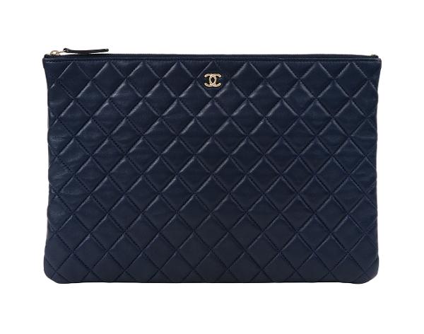 샤넬 클래식 클러치 라지 네이비 샴페인골드