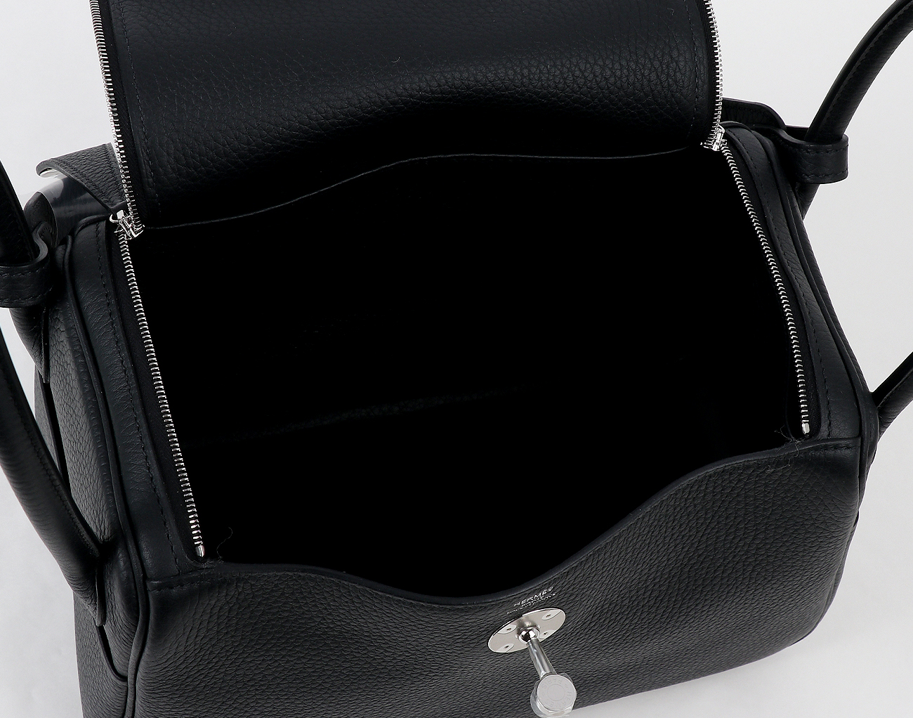 에르메스 린디 26 블랙 은장 K