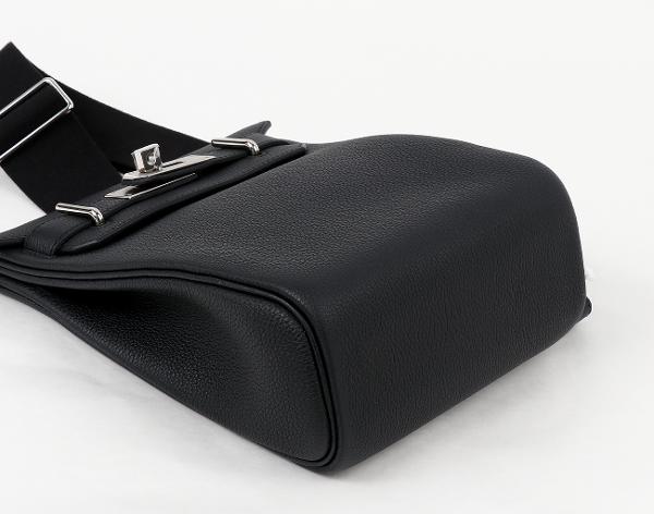 에르메스 핵 아도 PM 블랙 은장 W