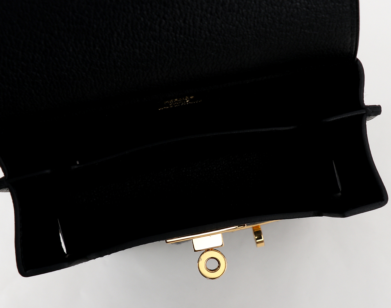 에르메스 켈리 멀티포켓 투고 파우치 블랙 금장 W