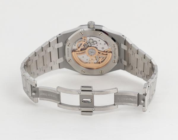 오데마피게 로얄오크 점보 엑스트라 씬 스틸 블루 다이얼 16202ST.OO.1240ST.02