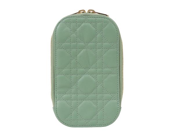 디올 레이디 폰 홀더 이터리얼 그린