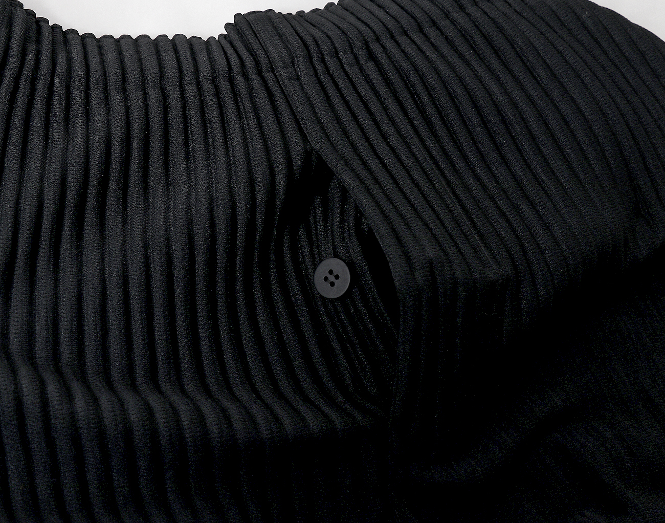 옴므 플리세 이세이 미야케 팬츠 베이직 팬츠 블랙 2