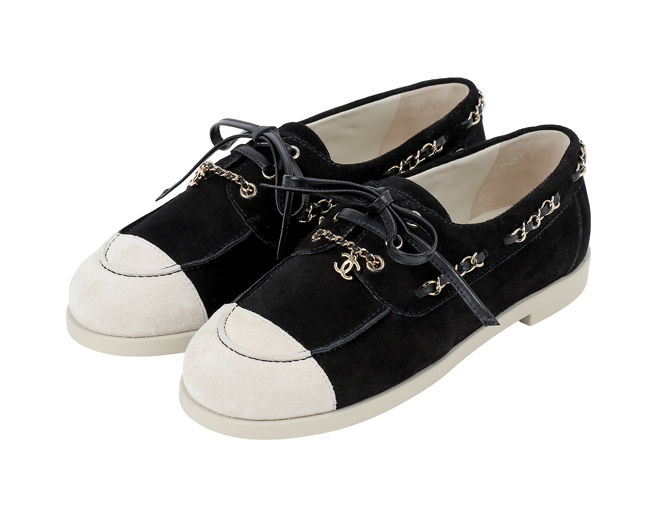 샤넬 CC 참 체인 트리밍 모카신 블랙 라이트 그레이 38C