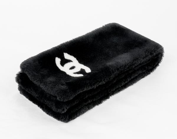 샤넬 CC 시어링 머플러 블랙 화이트