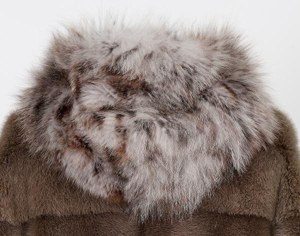 바이트 줄리아나 테조 밍크 코트 브라운 40