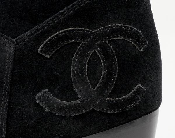 샤넬 스웨이드 롱 부츠 블랙 35 1/2C