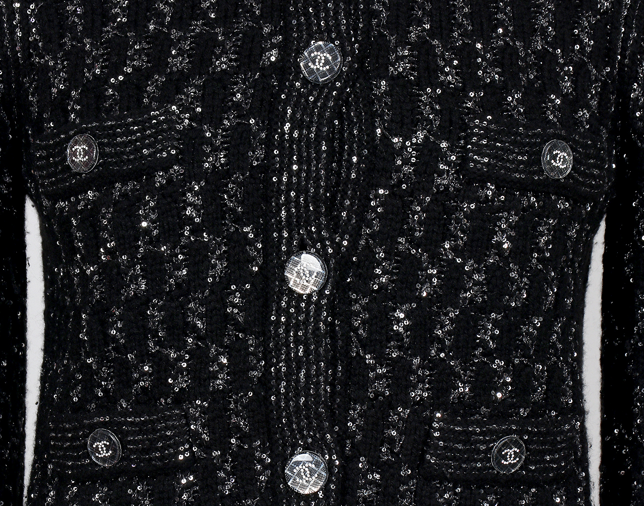 샤넬 스팽글 캐시미어 가디건 블랙 34