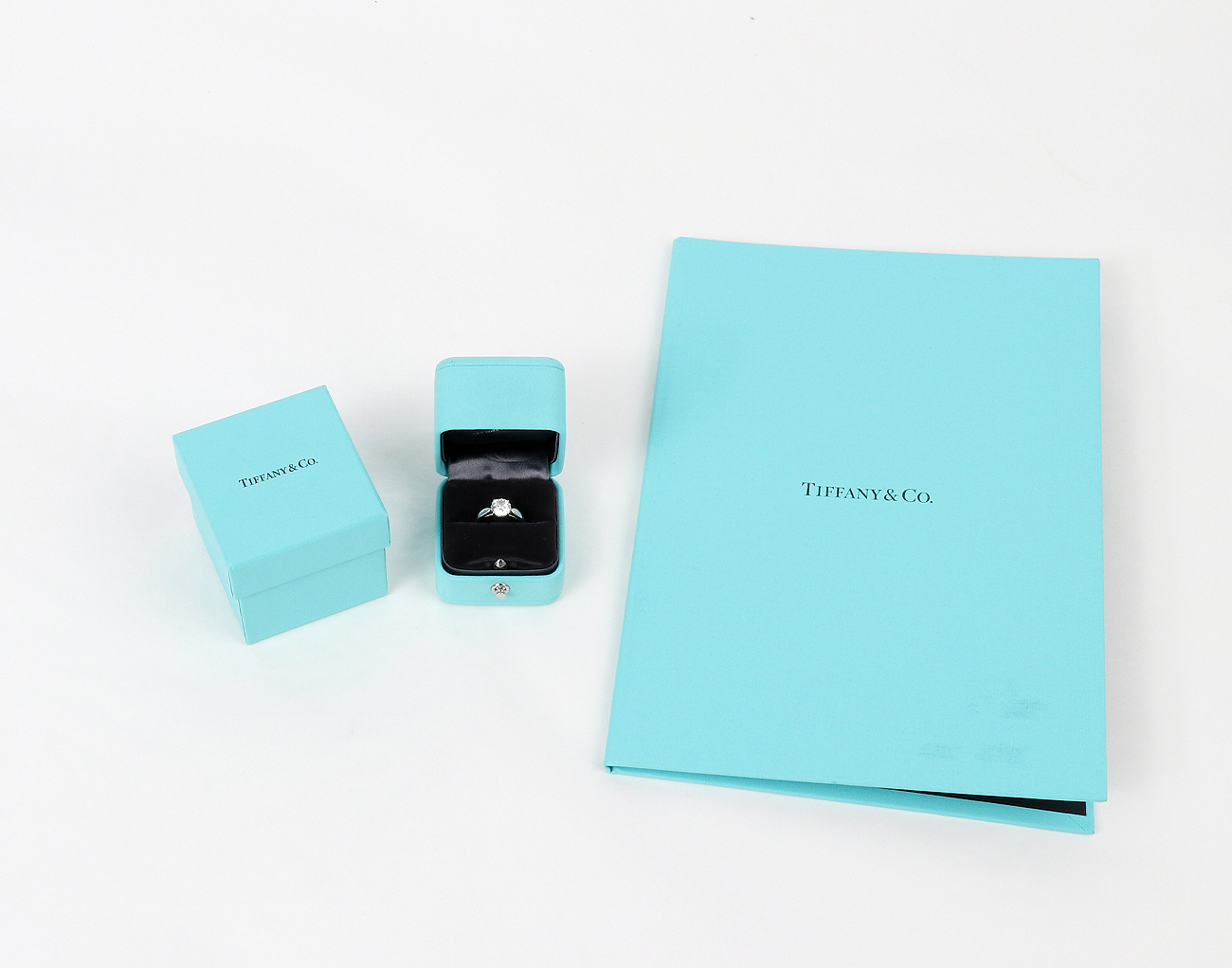 티파니앤코 티파니 하모니 라운드 브릴리언트 웨딩 링 플래티넘 1.40ct