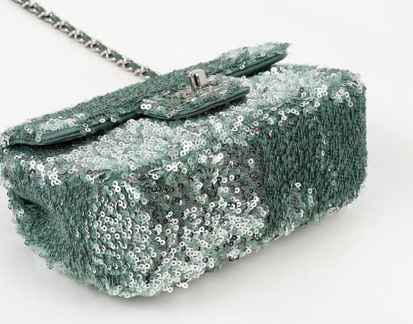 샤넬 시퀀 미니 플랩백 그린 은장