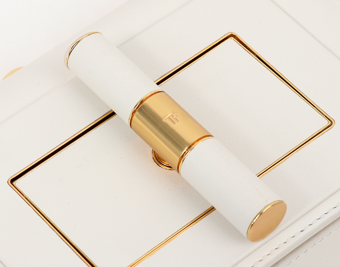 톰포드 나탈리아 숄더백 스몰 화이트