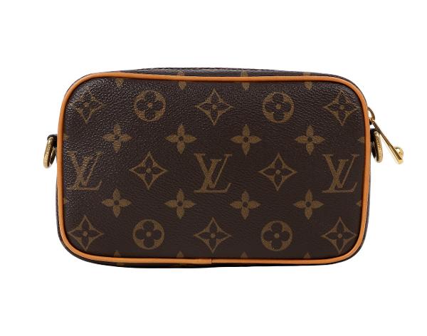 루이비통 트로카데로 웨어러블 월렛 모노그램 아카이브