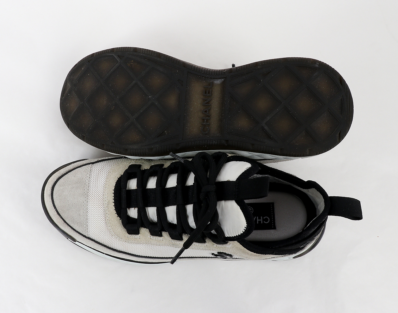 샤넬 믹스드파이버 스니커즈 화이트 라이트 그레이 37 1/2