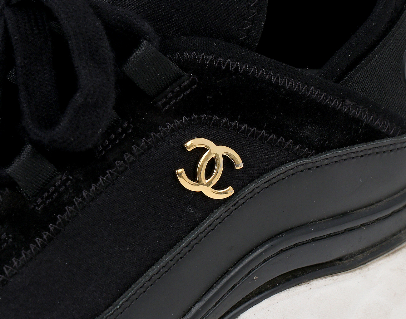 샤넬 믹스드파이버 스니커즈 블랙 37 1/2