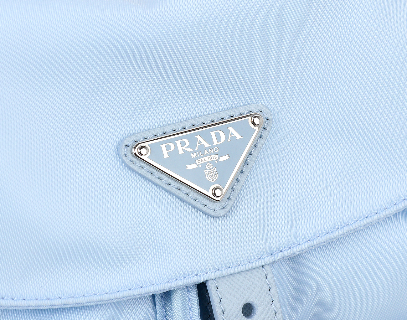 프라다 리나일론 스몰 백팩 셀레스트