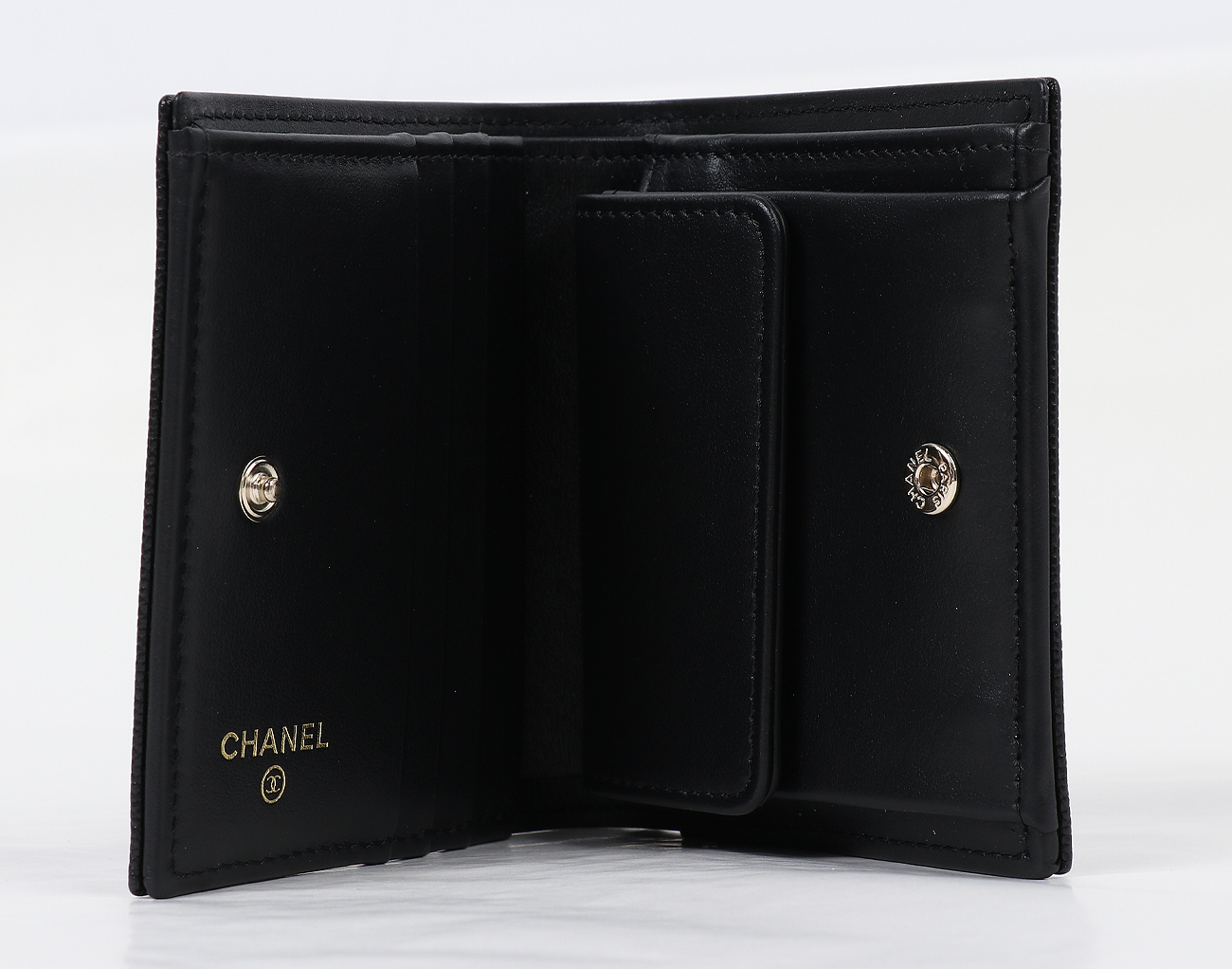 샤넬 26C CC 스몰 플랩 월렛 블랙
