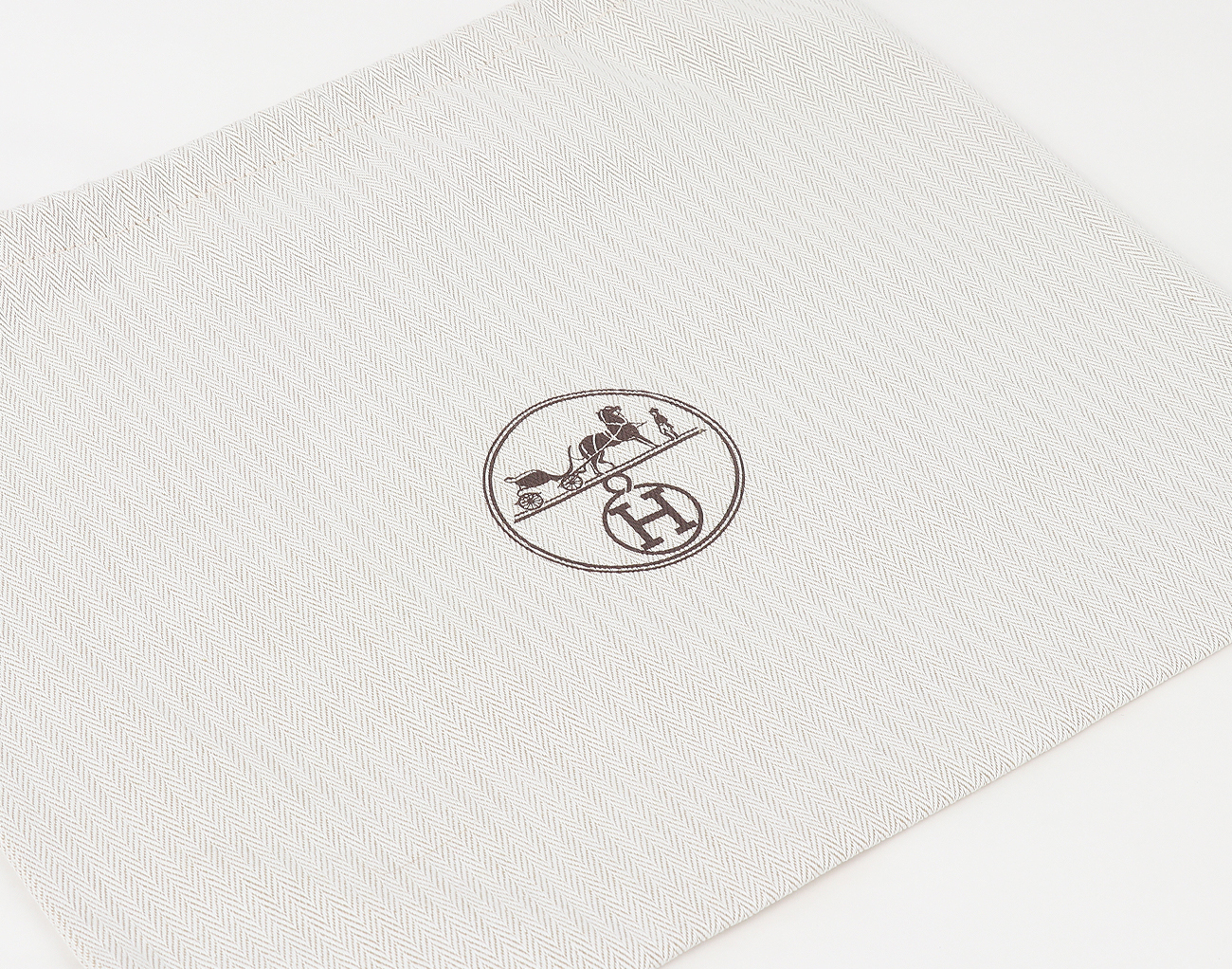 에르메스 미니 린디 II 로즈 사쿠라 은장 K