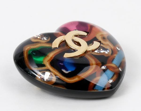 샤넬 하트 CC 브로치 멀티컬러