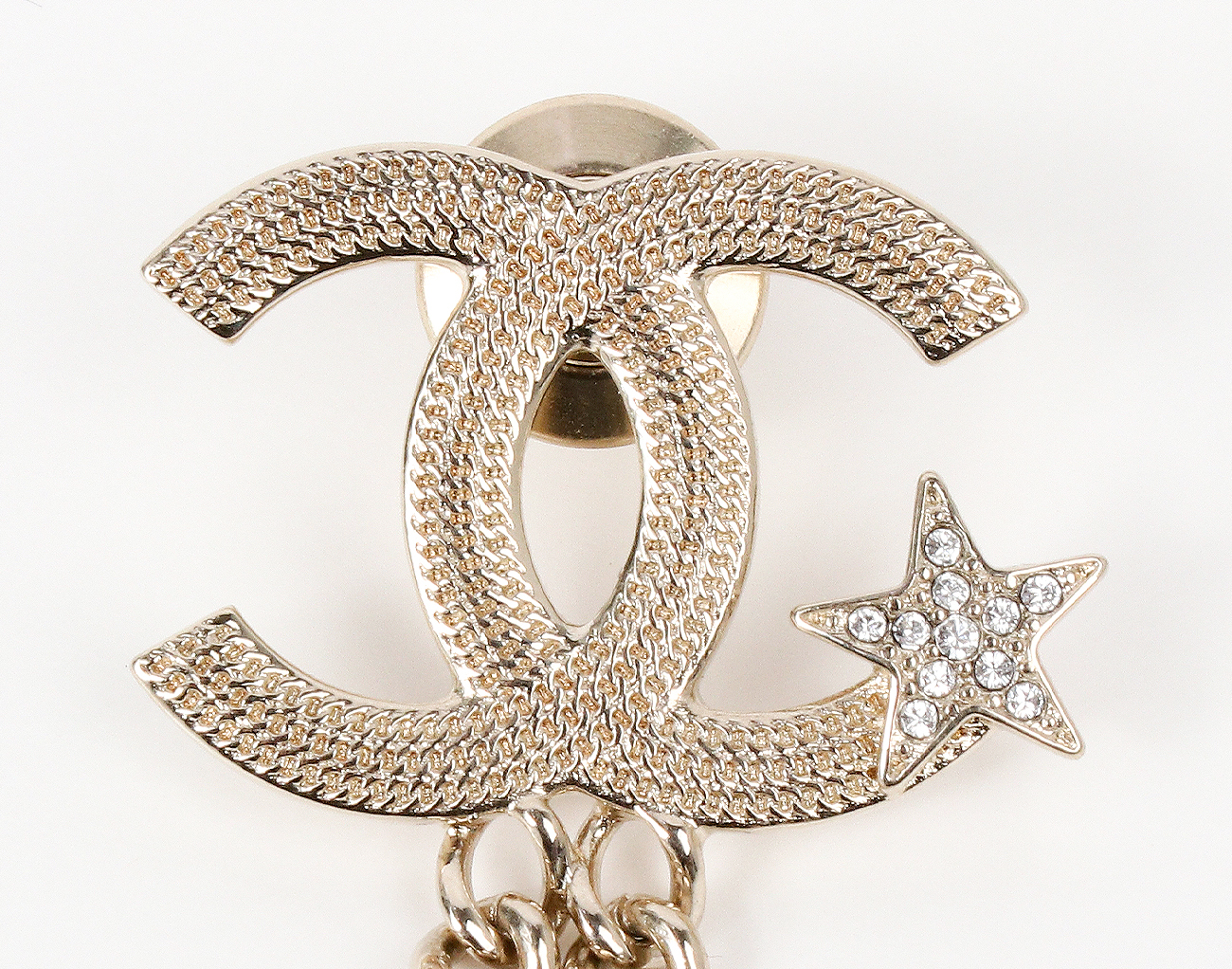 샤넬 스타 체인 CC 브로치 샴페인골드