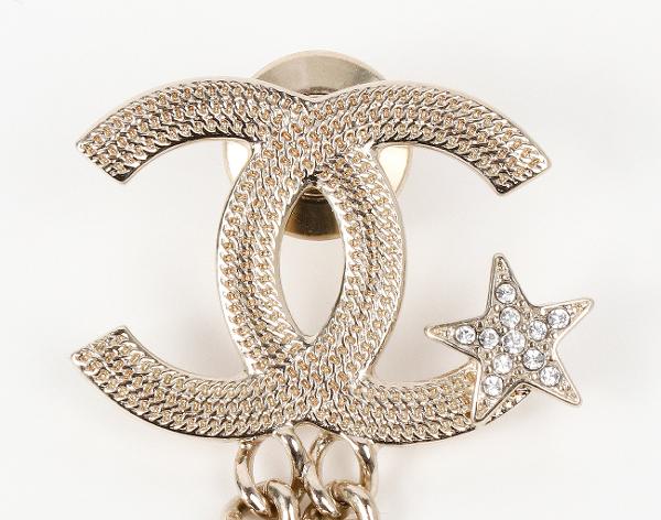 샤넬 스타 체인 CC 브로치 샴페인골드
