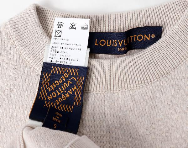 루이비통 모노그램 엠보스드 풀오버 크림 탄 S