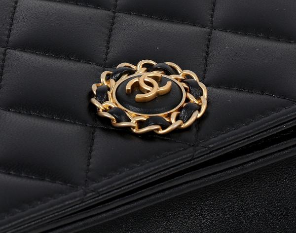 샤넬 CC 체인 트리밍 미니 클러치 블랙 금장