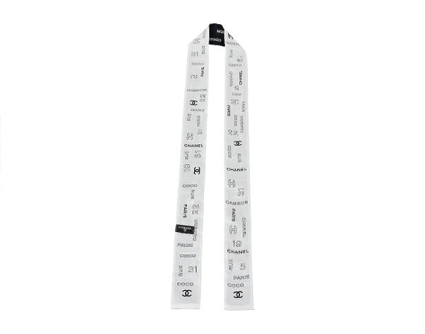 샤넬 CC 방도 스카프 블랙 화이트