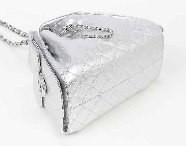 샤넬 25백 스몰 실버 은장 메탈릭 캐비어