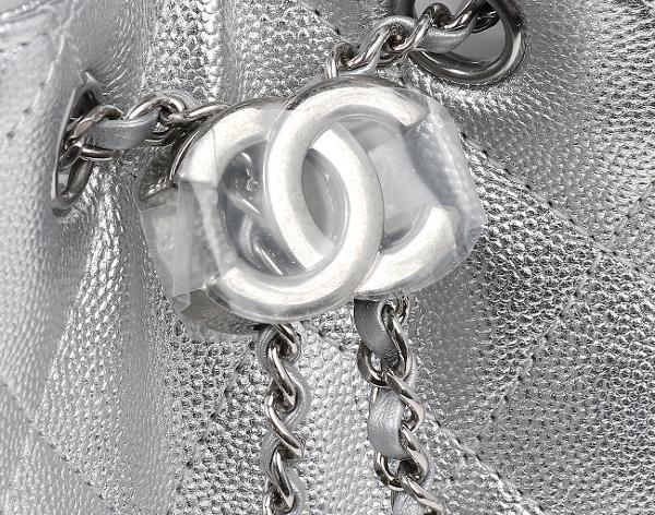 샤넬 25백 스몰 실버 은장 메탈릭 캐비어