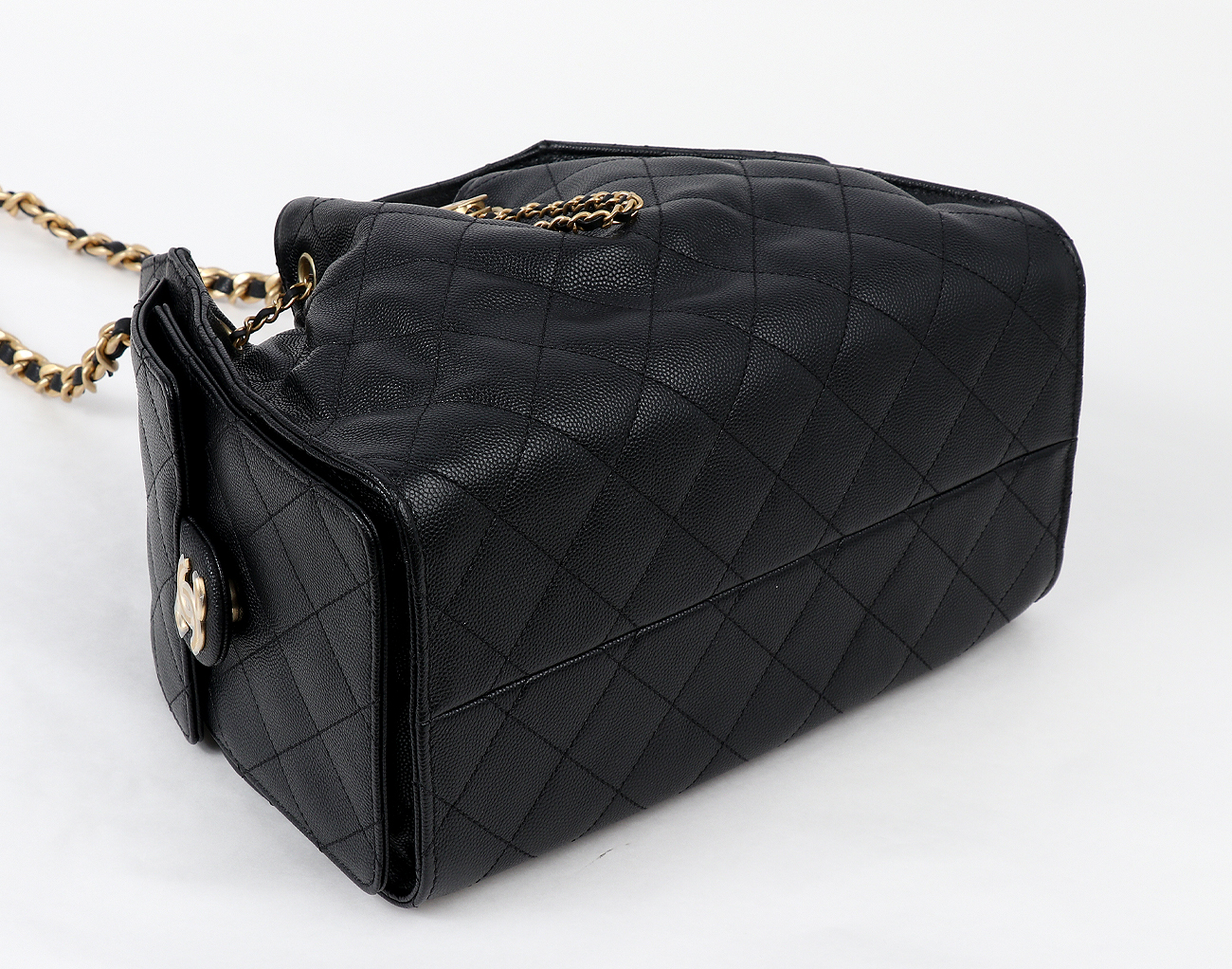 샤넬 25백 스몰 블랙 금장 캐비어