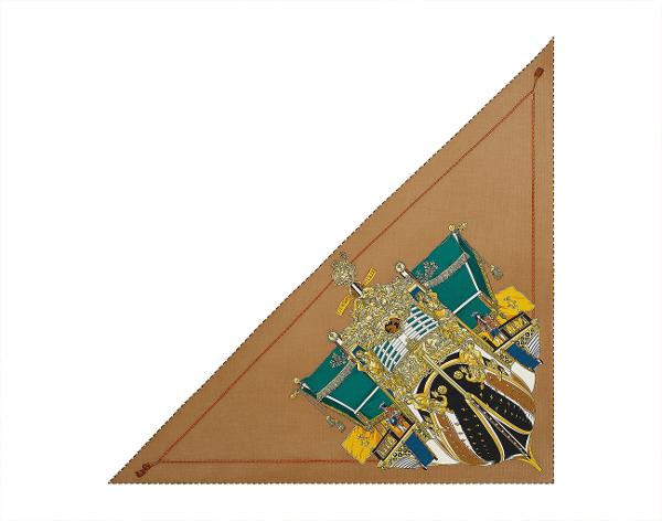 에르메스 캐시미어 자이언트 트라이앵글 스카프 라 레알 베이지 도레 베르트 골드