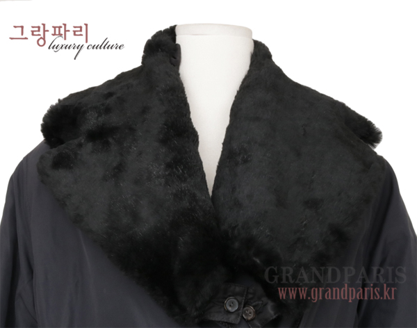 구찌 블랙 퍼 카라 네이비 벨티드 점퍼 40