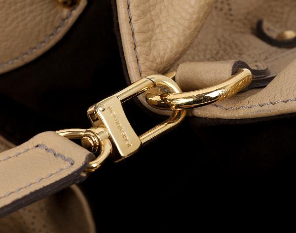 루이비통 베이지 마히나 L 숄더