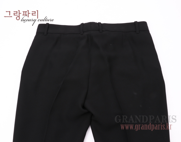 구찌 블랙 실크 노턱 슬랙스 42